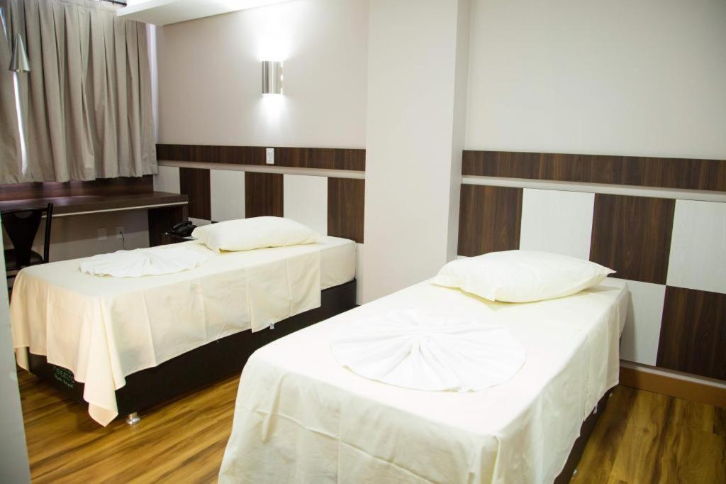 Hotel Maestro Executive Toledo Толедо Экстерьер фото