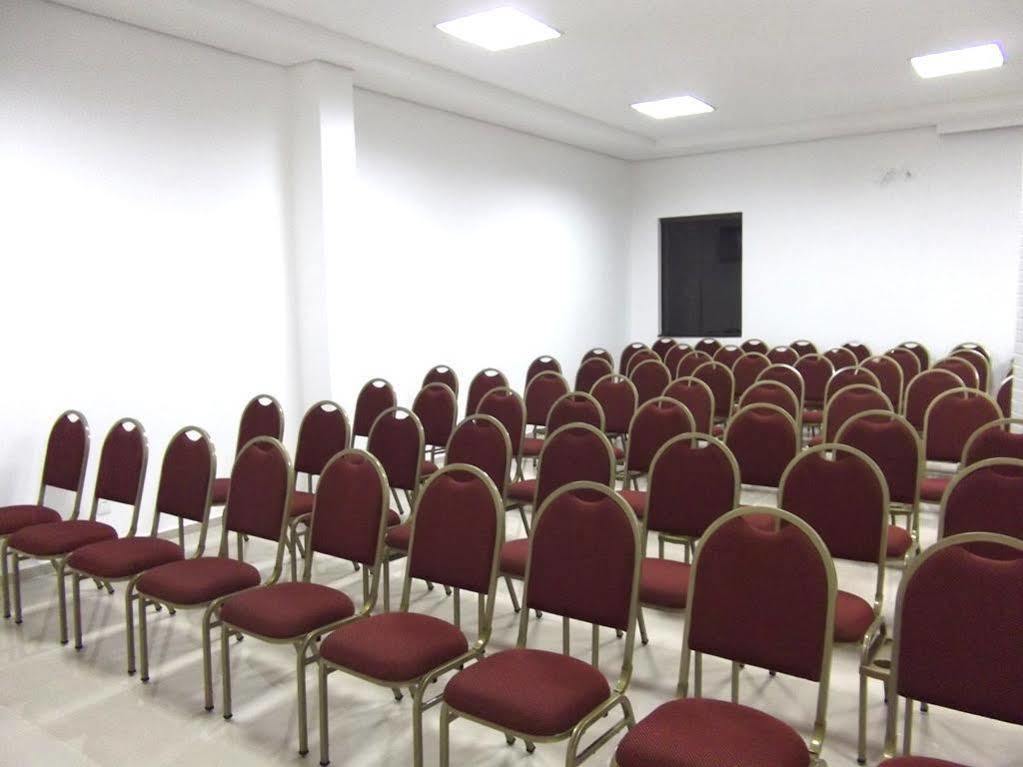 Hotel Maestro Executive Toledo Толедо Экстерьер фото